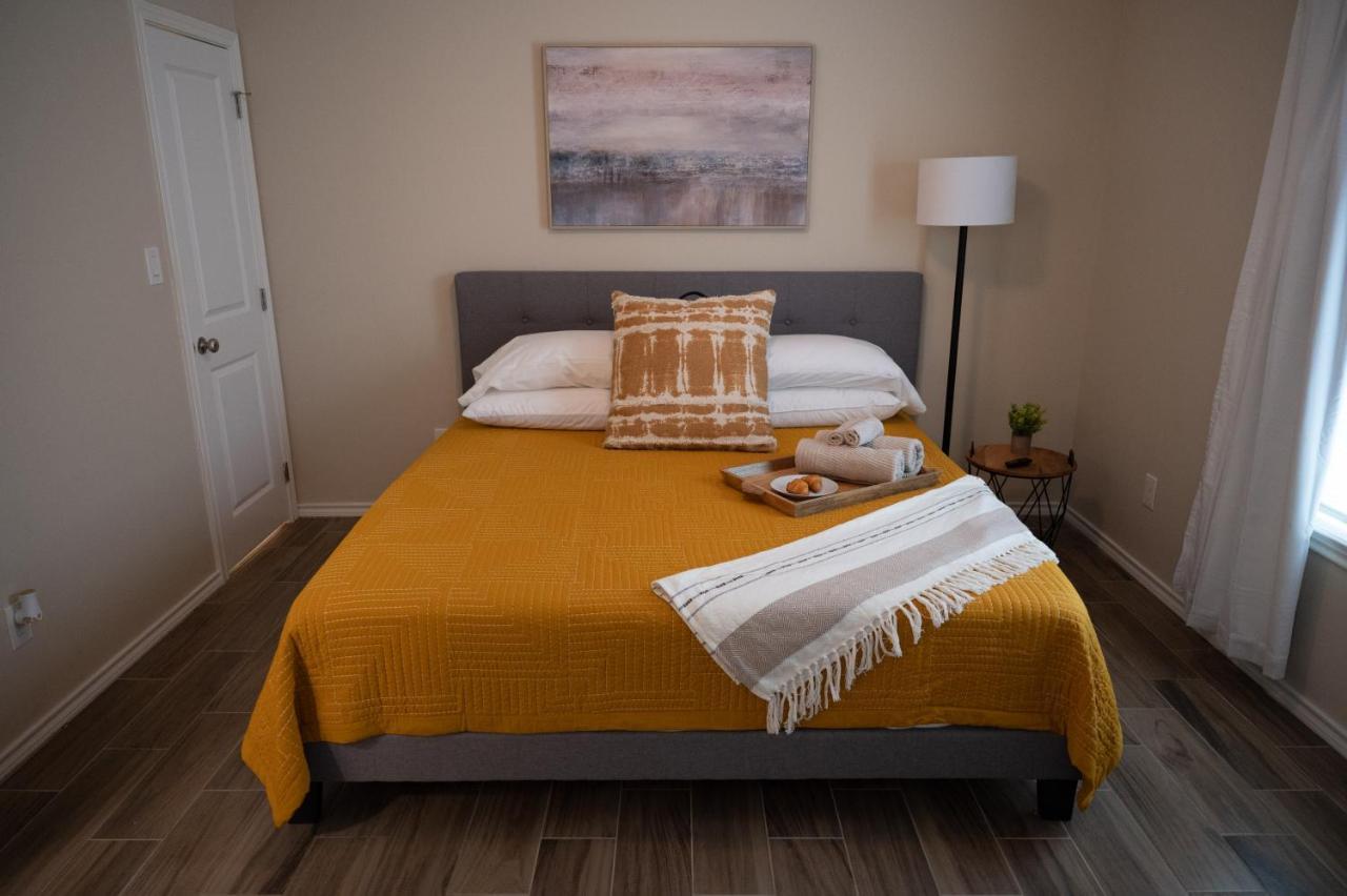 에든버그 Fabulous King Size Bed In A Gated Neighborhood! 아파트 외부 사진